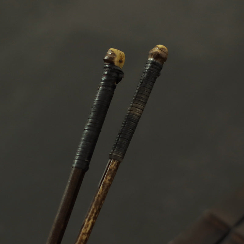 Kreative, spitz zulaufende Sushi-Essstäbchen im japanischen Stil aus Bambus