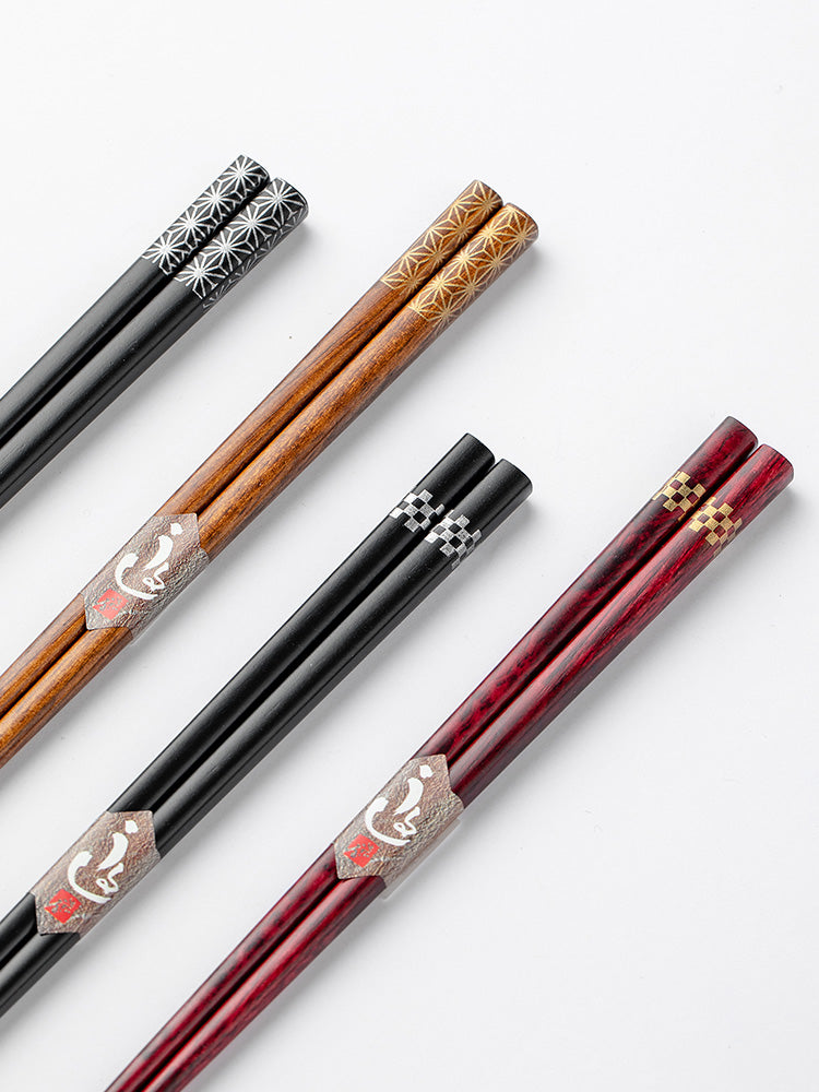 Japanische Essstäbchen aus massivem Holz mit spitzer Form für den Haushalt