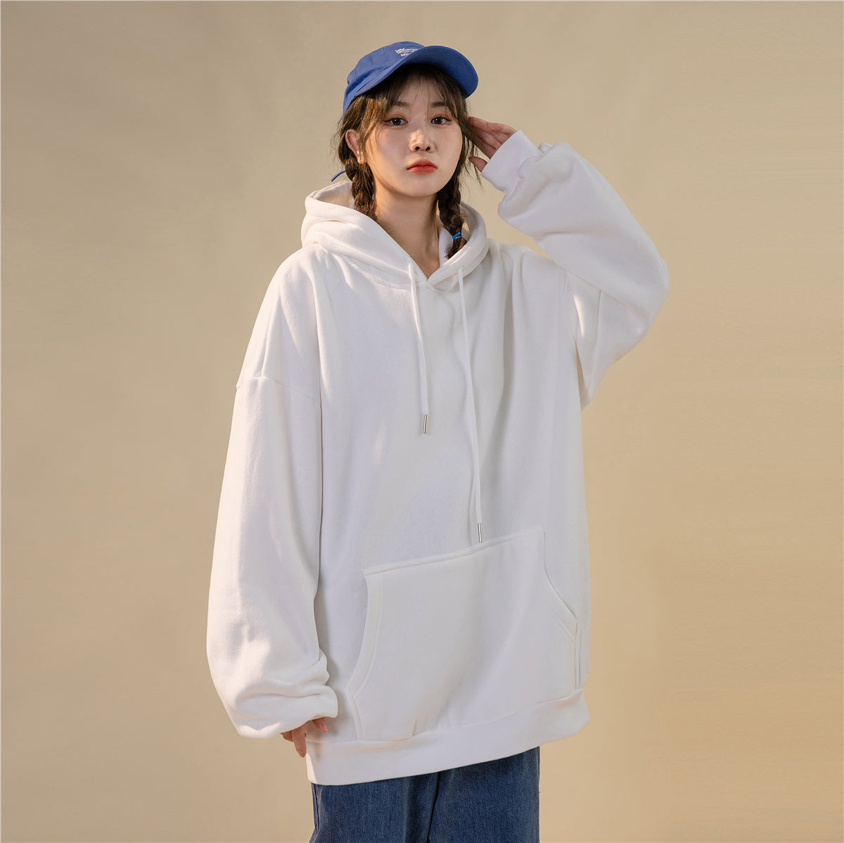 Hong Kong Style Kapuzenshirt in Lila, locker geschnitten, langärmelig, dünn, für Damen, geeignet für Frühling und Herbst.