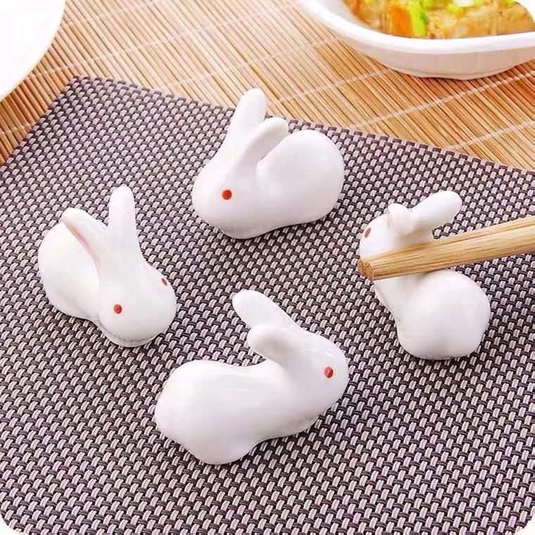 Japanese Style Cute Chopsticks Rack Holding Rabbit