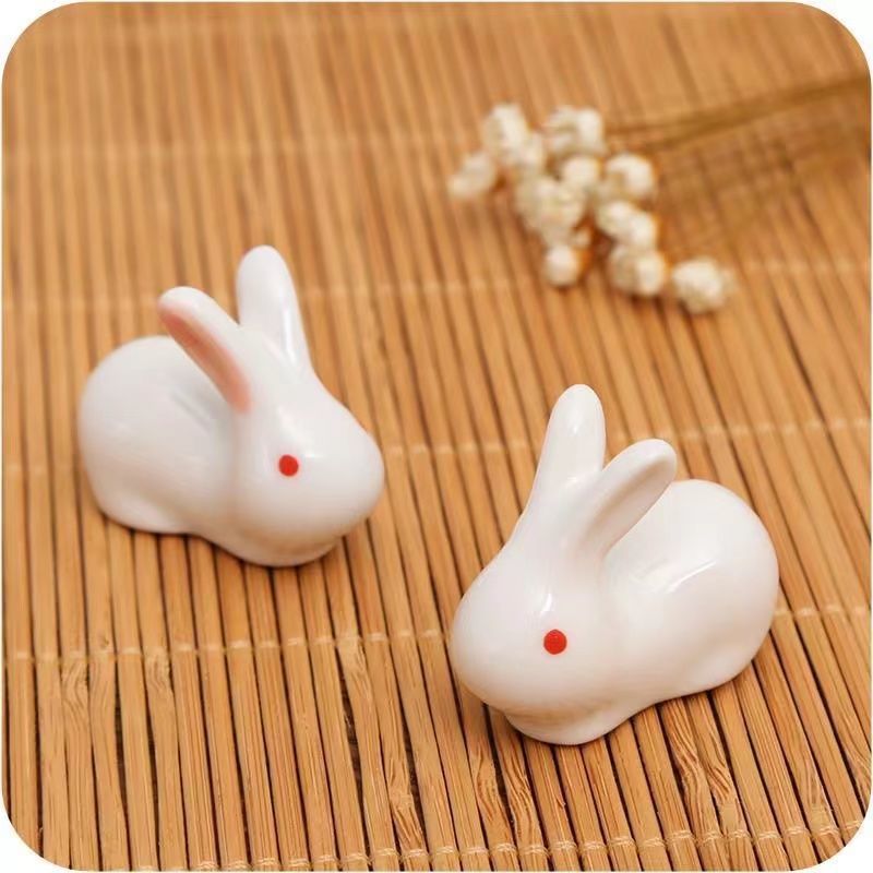 Japanese Style Cute Chopsticks Rack Holding Rabbit
