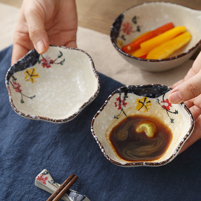 Japanese Style Fashion Hand Painted Ceramic Sauce Dish