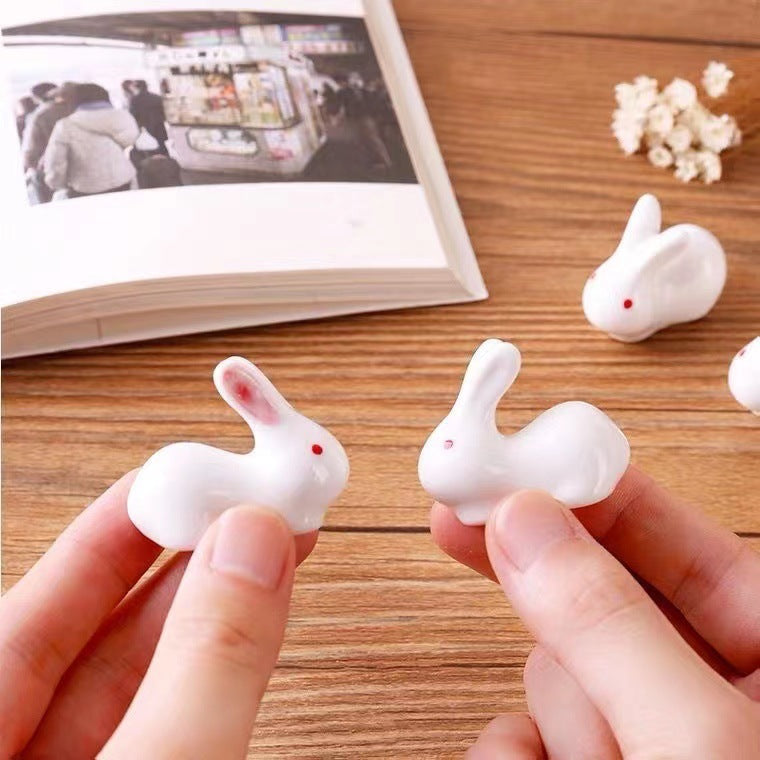 Japanese Style Cute Chopsticks Rack Holding Rabbit