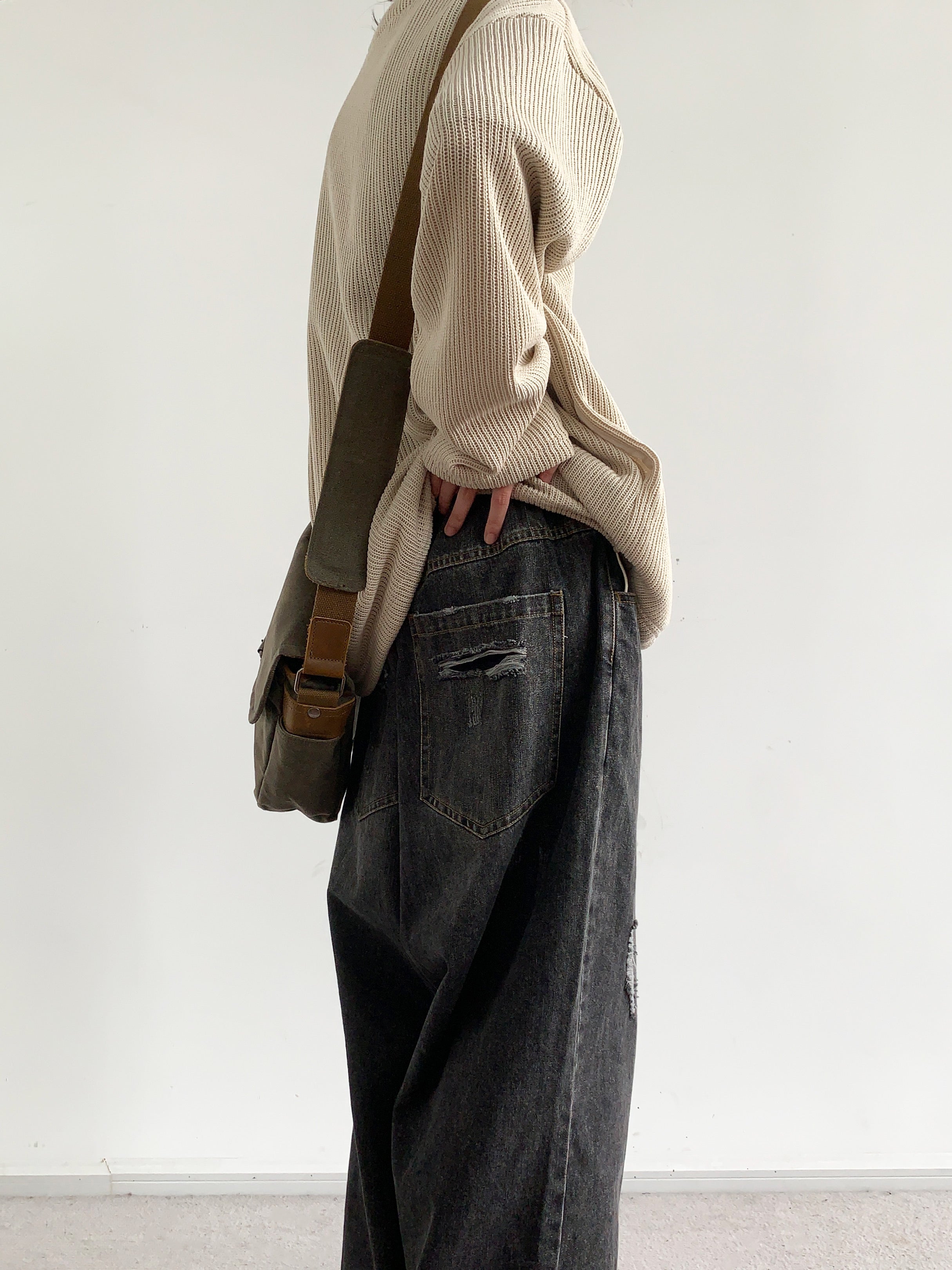 Japanese-style Retro Heavy Washed Hand Ripped Jeans